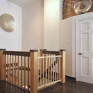 Generations Old City/ Parking/ Family Apartment Quebec City